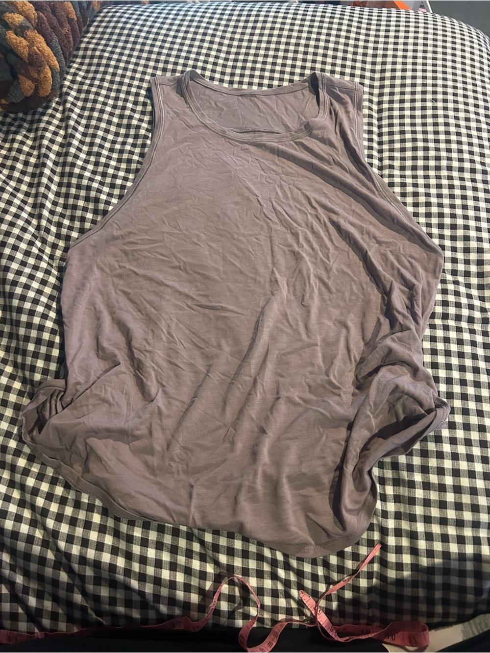 Lululemon tank